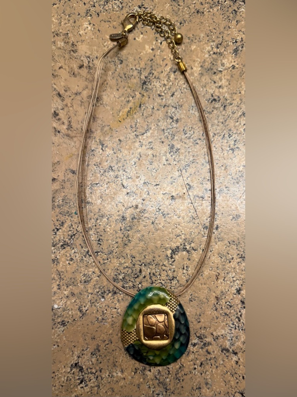 Chico's green and gold neckless